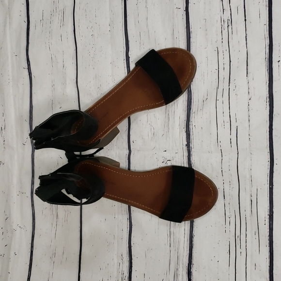 Rock + Candy Block Heel Black Sandal Size 10 - Picture 8 of 8